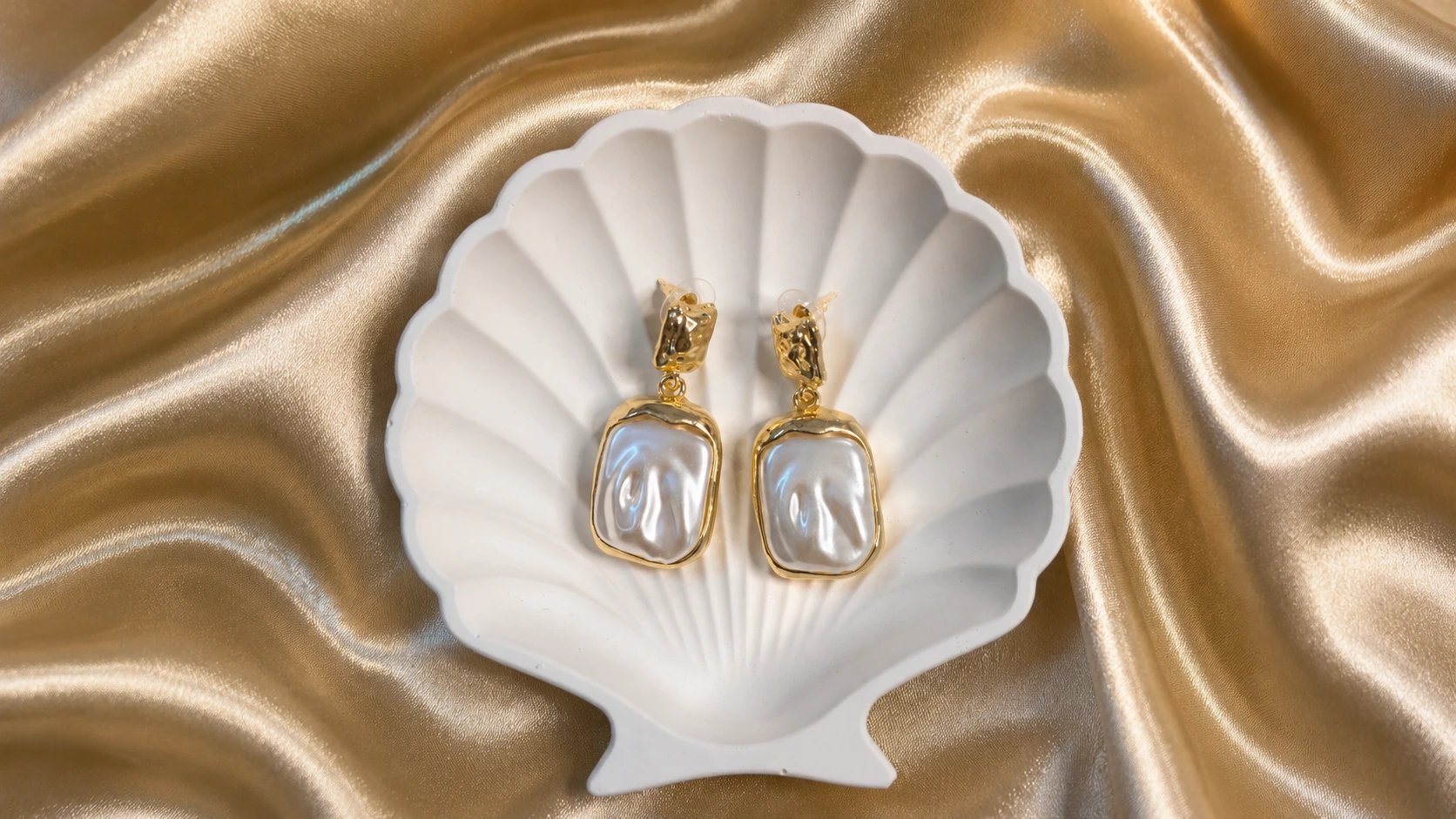 Vintage Pearl Plaques